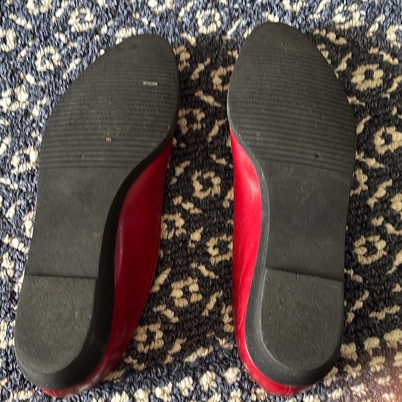 Vintage Salvatore Ferragamo Women's leather Red Flats in size 8.5 - Picture 7 of 8